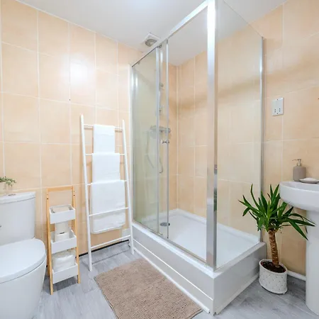 351a Fishponds Road