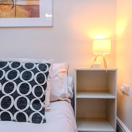 351a Fishponds Road *