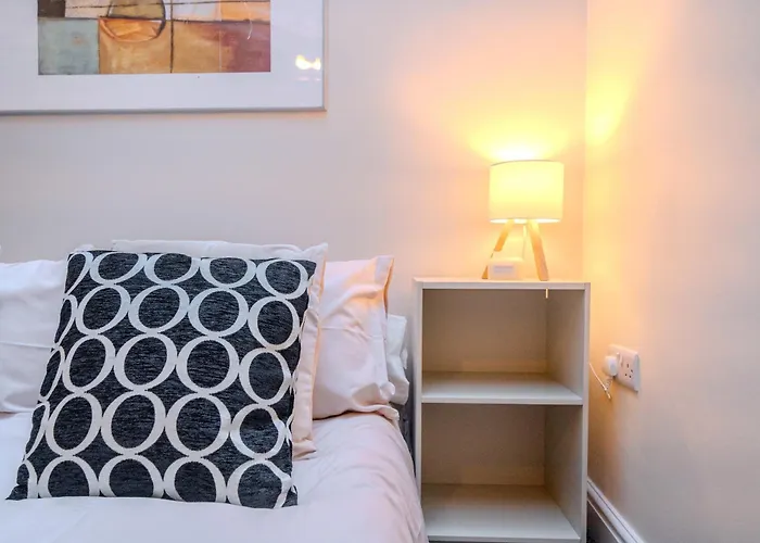 351a Fishponds Road *