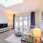 شقة 351a Fishponds Road