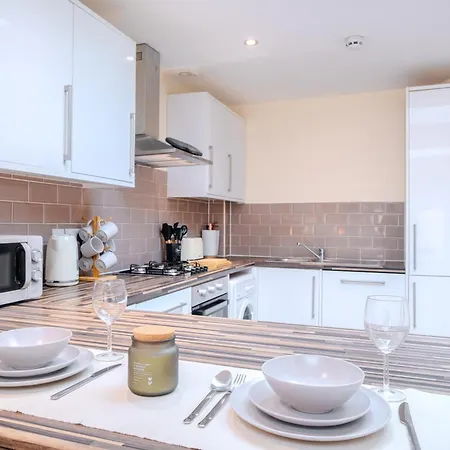 351a Fishponds Road *